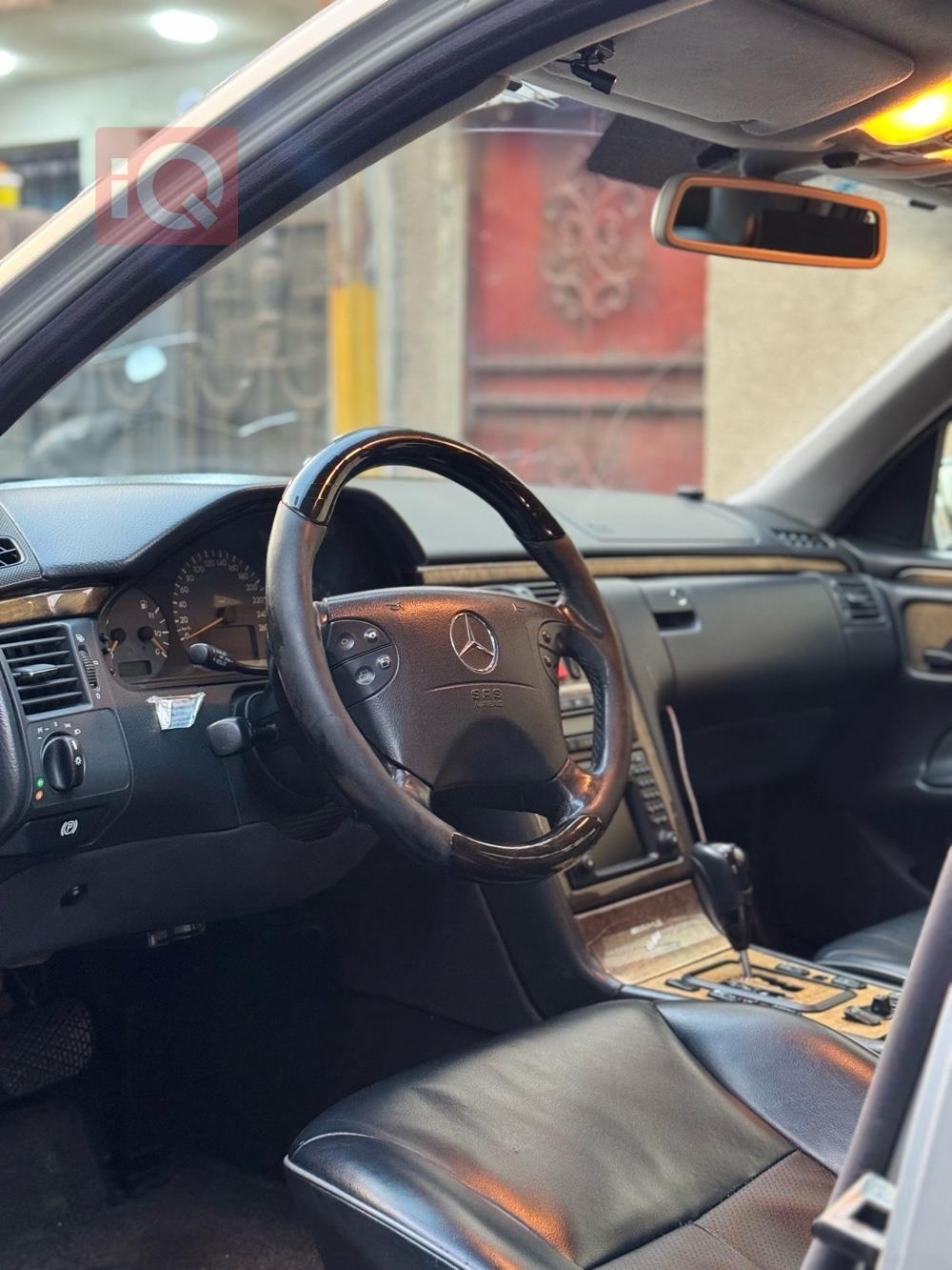 مرسيدس بنز E-Class